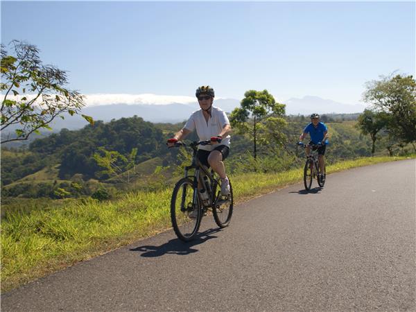 Coast to coast cycling holiday in Costa Rica