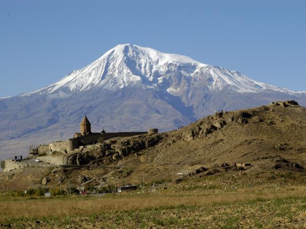 Caucasus guided discovery tour 